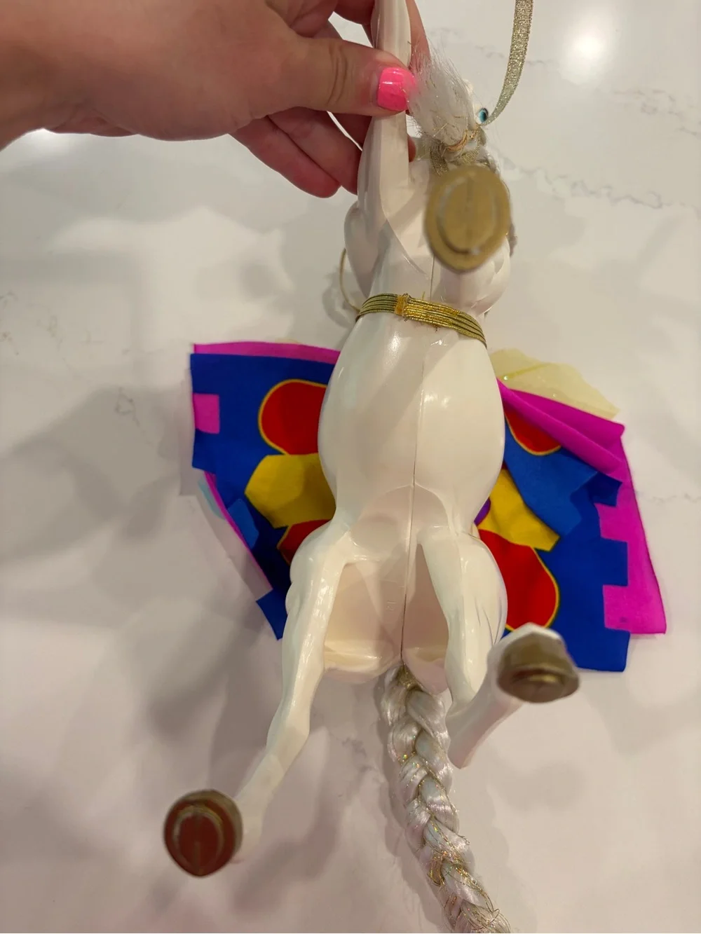 Mattel Barbie White Horse Hunchback of Notre Dame, reversible saddle